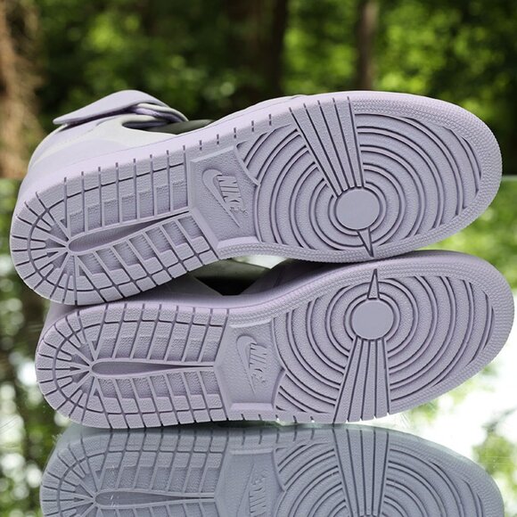 Jordan 1 High Lover XX Violet Mist - Picture 13 of 13